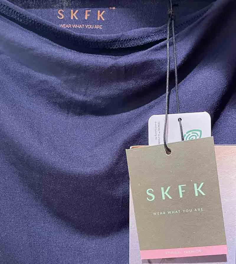 SKFK brand di moda creativo e sostenibile, certificato GOTS e Fairtrade