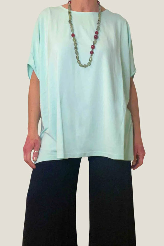 Abbigliamento Naturale - La Blusa in Viscosa Bamboo di By Basics, con il suo colore verde menta, aggiungerà un tocco di freschezza alla tua estate