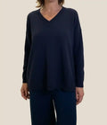 Maglione Oversize Scollo a V in Cashmere Rigenerato - Blu Navy