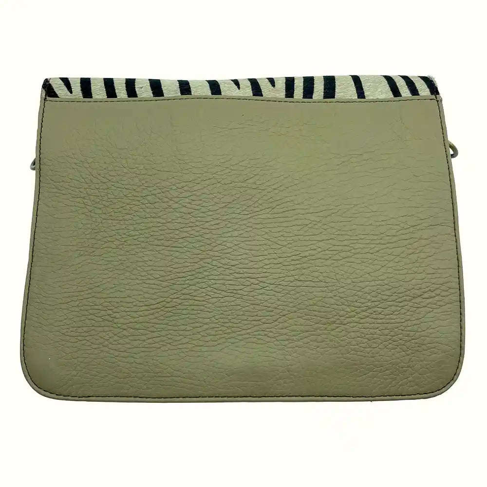 Borsa celeste in pelle scamosciata riciclata