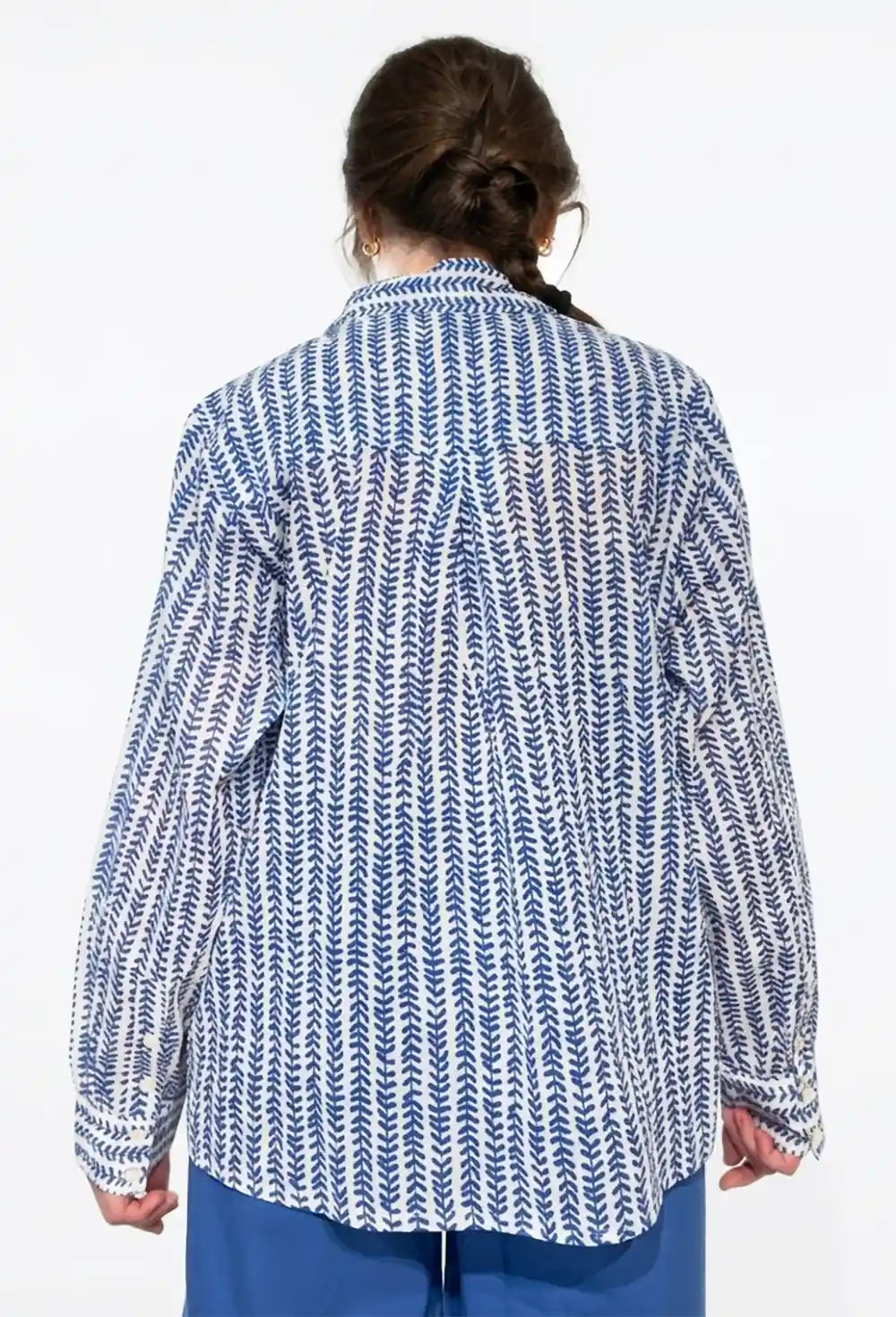 Camicia cotone block print foglioline blu