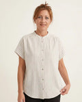 Camicia cotone bio maniche corte righe naturali outfit