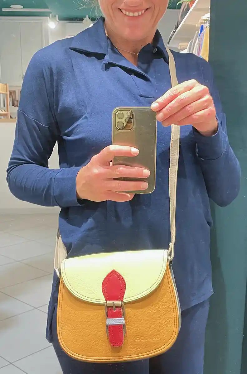 come la indosso borsa in pelle riciclata