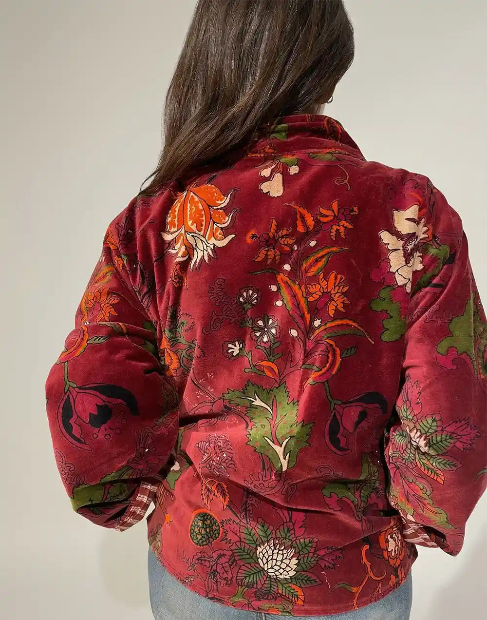 Giacca in velluto bordeaux con stampa floreale vintage