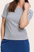 Look maglia jersey Tencel righe navy abbigliamento sostenibile

