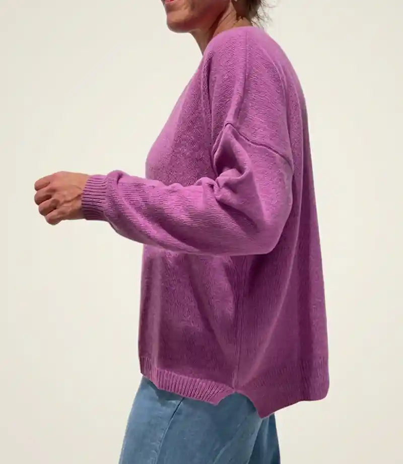 Maglione Oversize Scollo a V in Cashmere Rigenerato - Malva