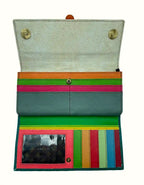 Portafoglio Donna con animalier in pelle riciclata